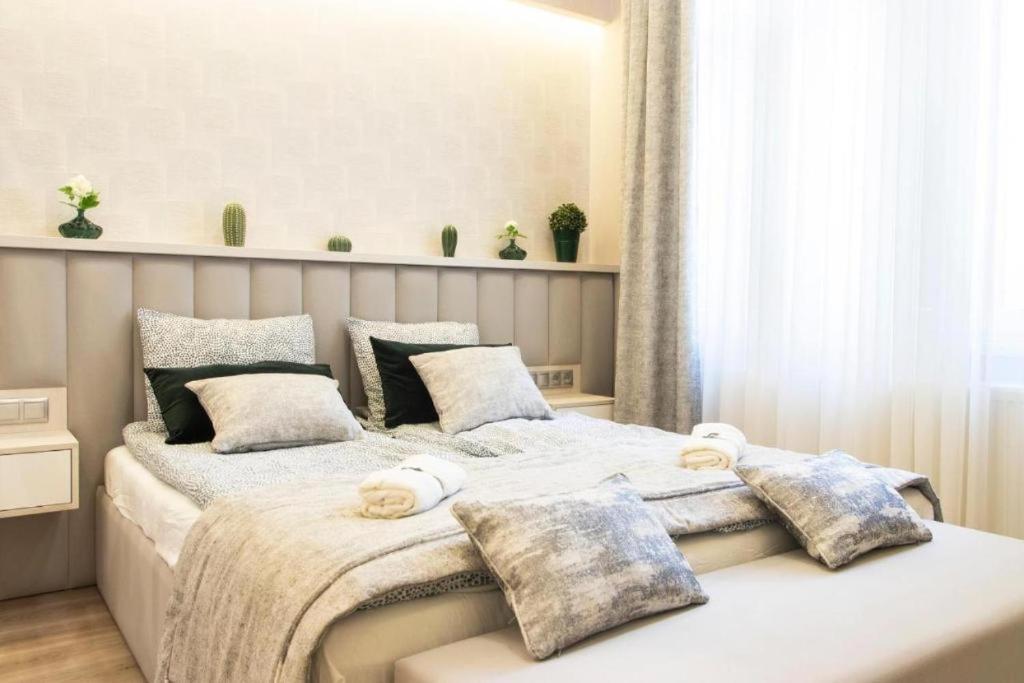 Revay 20 Suites By Corall Budapeşte Dış mekan fotoğraf