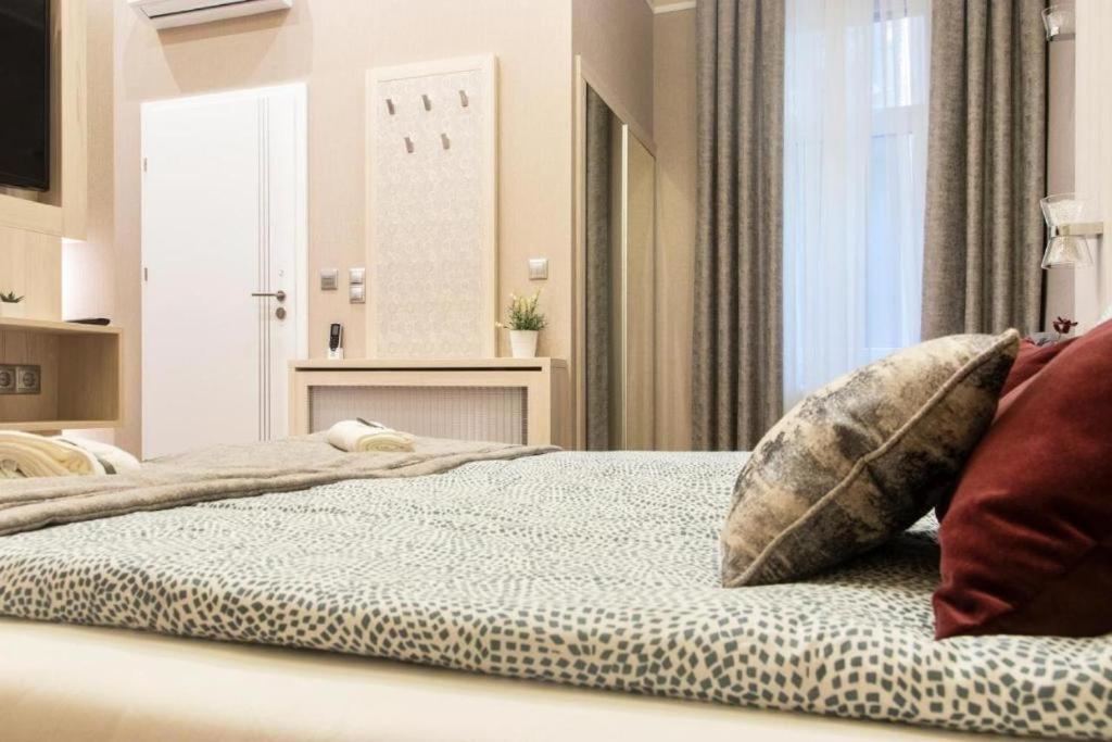 Revay 20 Suites By Corall Budapeşte Dış mekan fotoğraf