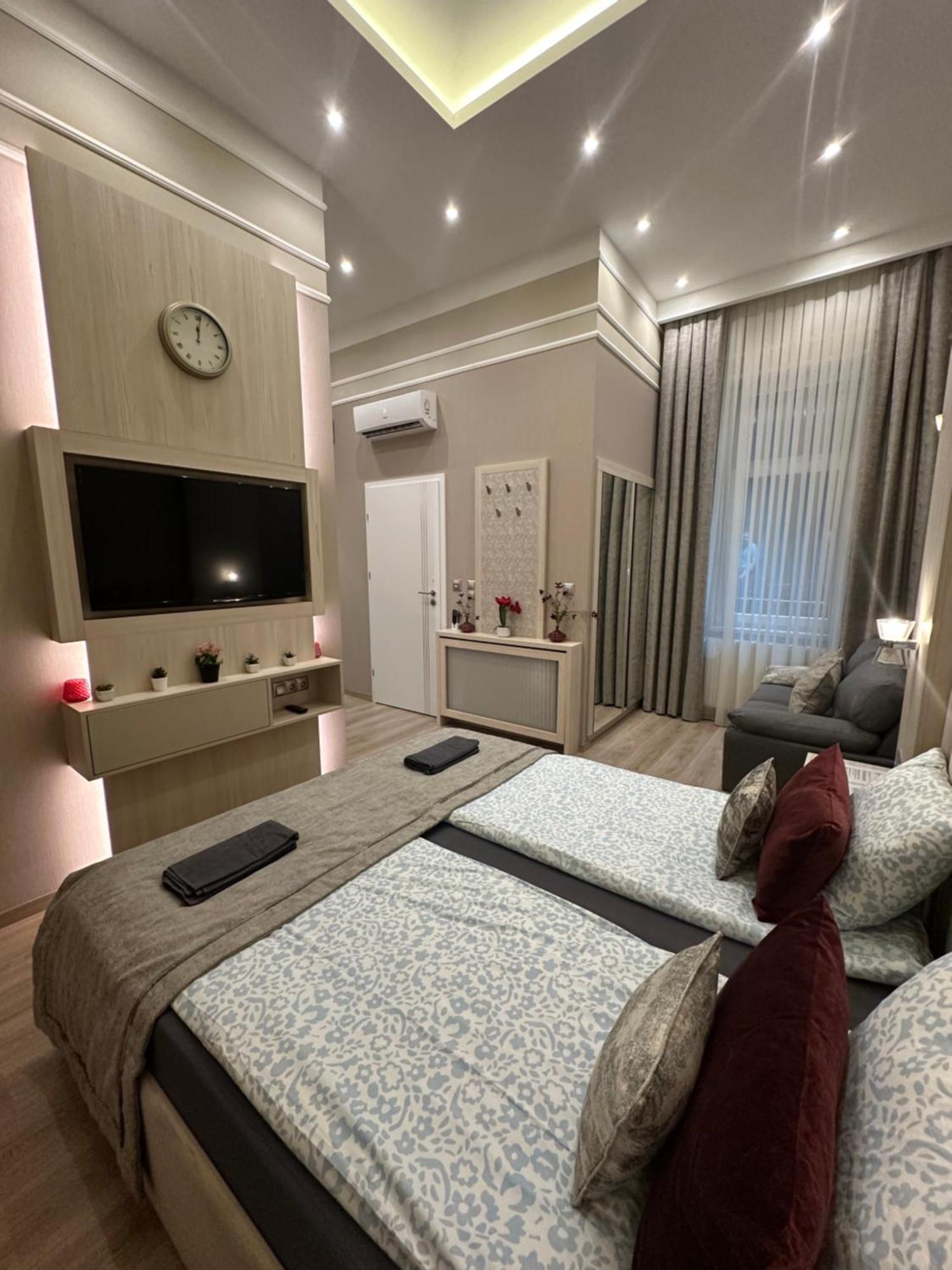 Revay 20 Suites By Corall Budapeşte Dış mekan fotoğraf